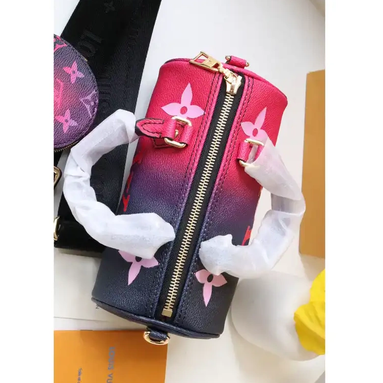 Fashionrepsfam ru 2207DJ0032 LV Bag 0623